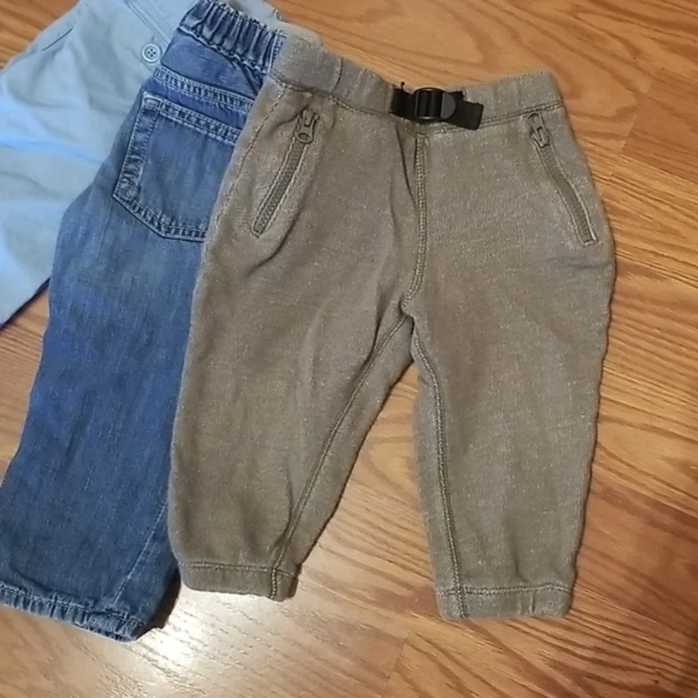 Lot of 3 gap pants‎ 18-24mo